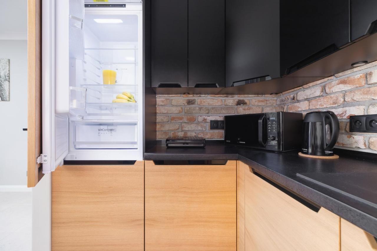 Lema Apartment Near Tauron Arena By Renters Prestige Cracovia Esterno foto